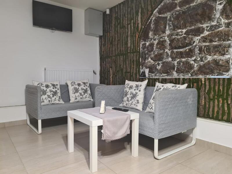 20afe267-396b-40a6-a1fb-447598e0538a